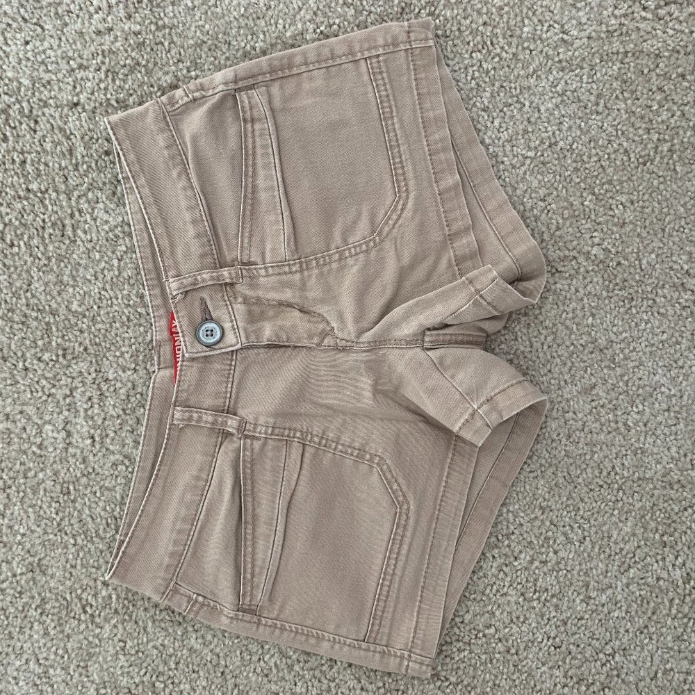 Union Bay tan shorts, size 3